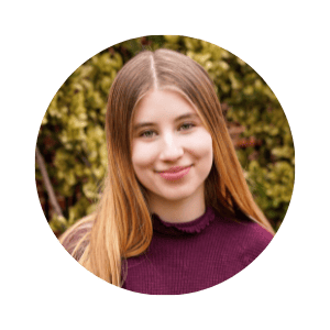Zoe Zitner Headshot