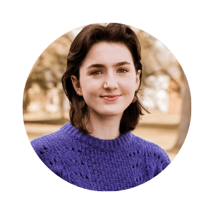 Alina Kalmeyer Headshot