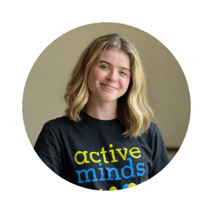 Emma Lamoreaux Headshot